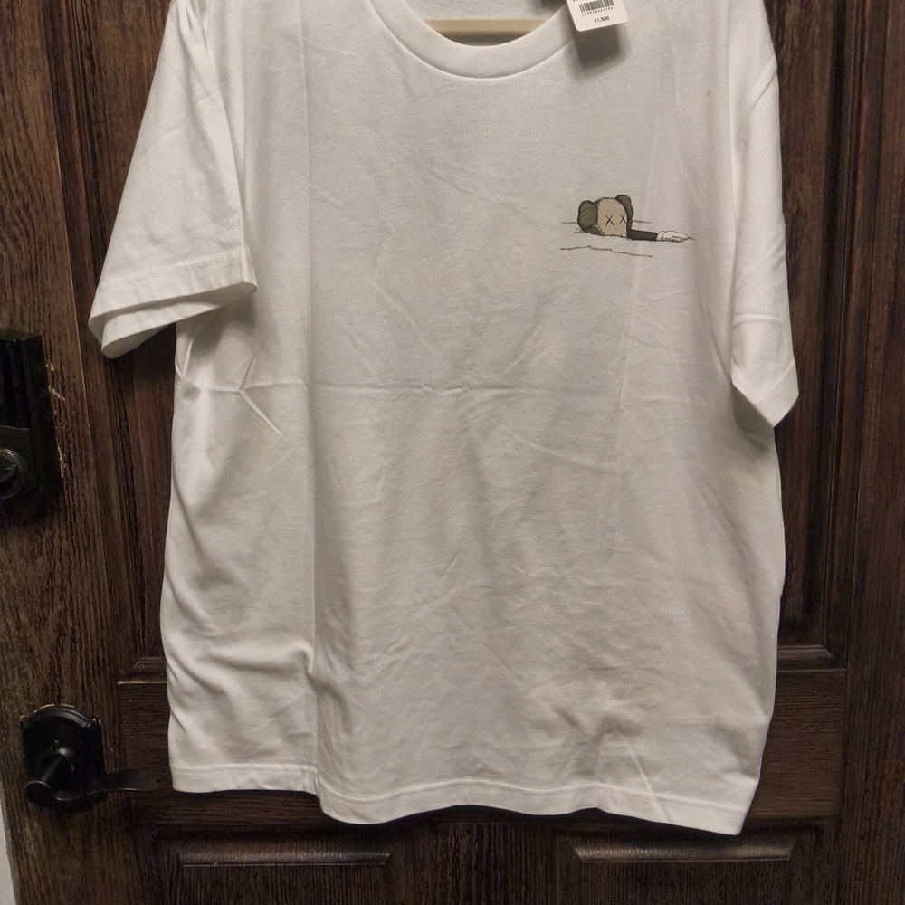 KAWS UNIGLO UT New With Tags Tshirt